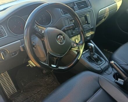 Сірий Фольксваген Джетта, об'ємом двигуна 1.8 л та пробігом 180 тис. км за 8706 $, фото 2 на Automoto.ua