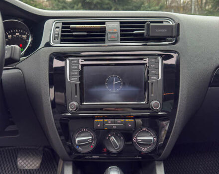 Серый Фольксваген Джетта, объемом двигателя 1.8 л и пробегом 157 тыс. км за 12500 $, фото 23 на Automoto.ua