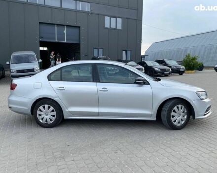 Серый Фольксваген Джетта, объемом двигателя 1.4 л и пробегом 74 тыс. км за 9590 $, фото 5 на Automoto.ua