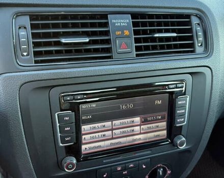 Сірий Фольксваген Джетта, об'ємом двигуна 2 л та пробігом 161 тис. км за 9800 $, фото 25 на Automoto.ua