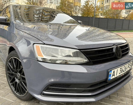 Серый Фольксваген Джетта, объемом двигателя 1.8 л и пробегом 123 тыс. км за 10000 $, фото 2 на Automoto.ua