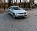 Сірий Фольксваген Джетта, об'ємом двигуна 2 л та пробігом 90 тис. км за 14400 $, фото 1 на Automoto.ua