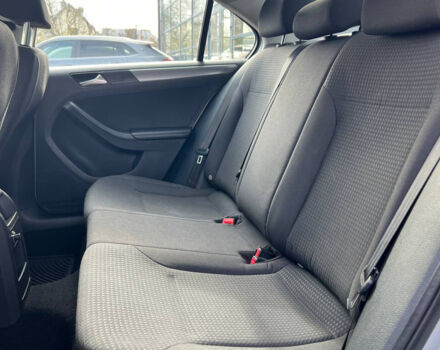 Серый Фольксваген Джетта, объемом двигателя 2 л и пробегом 190 тыс. км за 10500 $, фото 16 на Automoto.ua