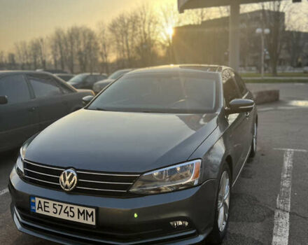 Серый Фольксваген Джетта, объемом двигателя 1.8 л и пробегом 148 тыс. км за 10500 $, фото 2 на Automoto.ua