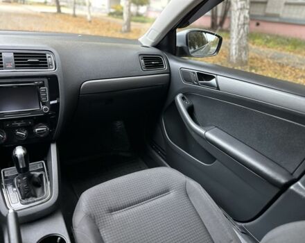 Серый Фольксваген Джетта, объемом двигателя 2 л и пробегом 199 тыс. км за 11500 $, фото 20 на Automoto.ua