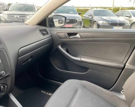 Серый Фольксваген Джетта, объемом двигателя 1.4 л и пробегом 74 тыс. км за 9590 $, фото 18 на Automoto.ua