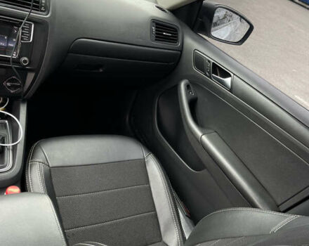 Сірий Фольксваген Джетта, об'ємом двигуна 1.4 л та пробігом 210 тис. км за 9500 $, фото 11 на Automoto.ua