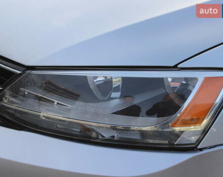 Серый Фольксваген Джетта, объемом двигателя 1.8 л и пробегом 177 тыс. км за 10999 $, фото 10 на Automoto.ua