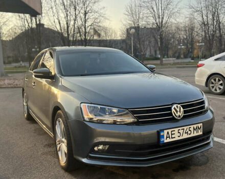 Серый Фольксваген Джетта, объемом двигателя 1.8 л и пробегом 148 тыс. км за 10500 $, фото 1 на Automoto.ua