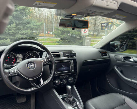 Серый Фольксваген Джетта, объемом двигателя 1.8 л и пробегом 157 тыс. км за 12500 $, фото 22 на Automoto.ua