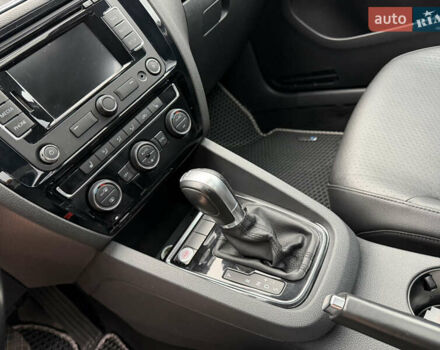 Сірий Фольксваген Джетта, об'ємом двигуна 2 л та пробігом 175 тис. км за 12499 $, фото 37 на Automoto.ua