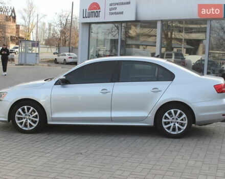 Серый Фольксваген Джетта, объемом двигателя 1.8 л и пробегом 177 тыс. км за 10999 $, фото 8 на Automoto.ua