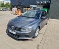 Серый Фольксваген Джетта, объемом двигателя 1.8 л и пробегом 143 тыс. км за 11500 $, фото 1 на Automoto.ua