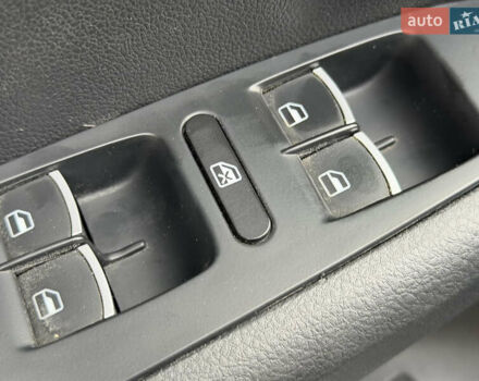 Сірий Фольксваген Джетта, об'ємом двигуна 2 л та пробігом 175 тис. км за 12499 $, фото 27 на Automoto.ua