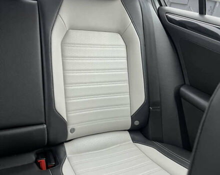 Серый Фольксваген Джетта, объемом двигателя 1.8 л и пробегом 105 тыс. км за 11500 $, фото 11 на Automoto.ua