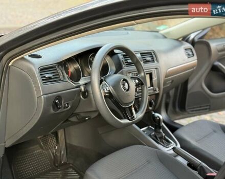 Серый Фольксваген Джетта, объемом двигателя 1.4 л и пробегом 100 тыс. км за 9200 $, фото 87 на Automoto.ua