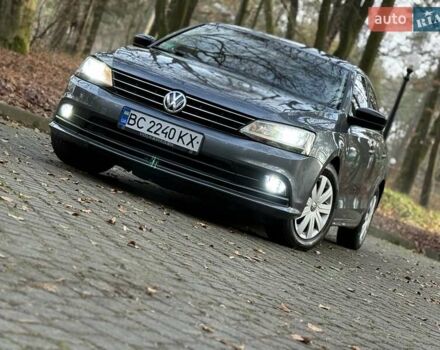 Серый Фольксваген Джетта, объемом двигателя 1.4 л и пробегом 100 тыс. км за 9200 $, фото 2 на Automoto.ua