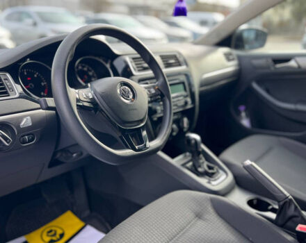 Серый Фольксваген Джетта, объемом двигателя 2 л и пробегом 190 тыс. км за 10500 $, фото 8 на Automoto.ua