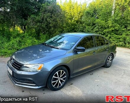 Сірий Фольксваген Джетта, об'ємом двигуна 2 л та пробігом 125 тис. км за 10500 $, фото 2 на Automoto.ua