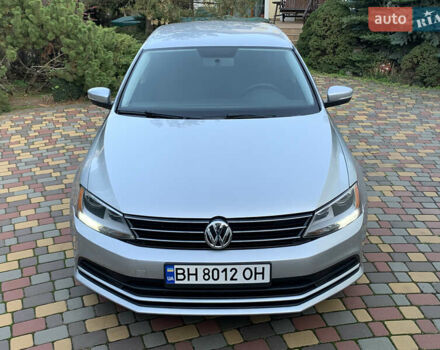 Серый Фольксваген Джетта, объемом двигателя 1.4 л и пробегом 113 тыс. км за 9900 $, фото 3 на Automoto.ua