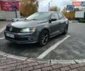 Фольксваген Джетта 2015 в Кременчуге на Automoto.ua Серый Фольксваген Джетта, объемом двигателя 2 л и пробегом 135 тыс. км за 11000 $, фото 4 на Automoto.ua