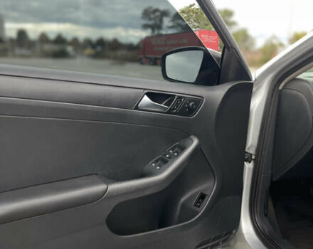 Сірий Фольксваген Джетта, об'ємом двигуна 1.4 л та пробігом 210 тис. км за 9500 $, фото 7 на Automoto.ua