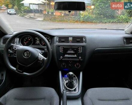 Серый Фольксваген Джетта, объемом двигателя 1.4 л и пробегом 245 тыс. км за 7700 $, фото 11 на Automoto.ua