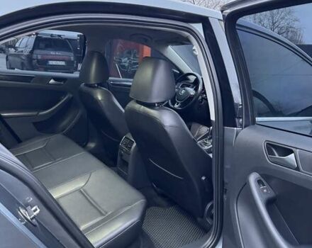 Серый Фольксваген Джетта, объемом двигателя 1.97 л и пробегом 167 тыс. км за 13300 $, фото 9 на Automoto.ua