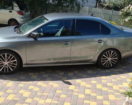 Серый Фольксваген Джетта, объемом двигателя 1.8 л и пробегом 220 тыс. км за 9000 $, фото 4 на Automoto.ua