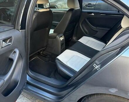 Фольксваген Джетта 2015 у Львові на Automoto.ua Сірий Фольксваген Джетта, об'ємом двигуна 1.8 л та пробігом 168 тис. км за 9500 $, фото 4 на Automoto.ua