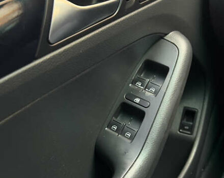 Серый Фольксваген Джетта, объемом двигателя 1.8 л и пробегом 169 тыс. км за 8900 $, фото 22 на Automoto.ua