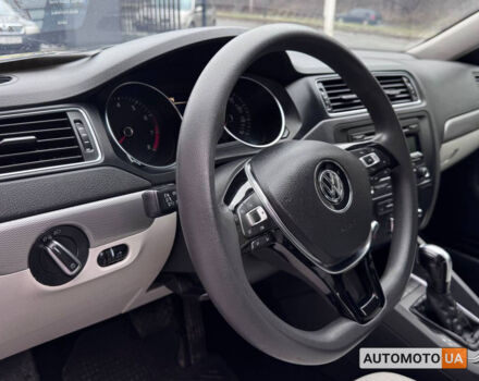 Серый Фольксваген Джетта, объемом двигателя 1.8 л и пробегом 145 тыс. км за 8900 $, фото 8 на Automoto.ua