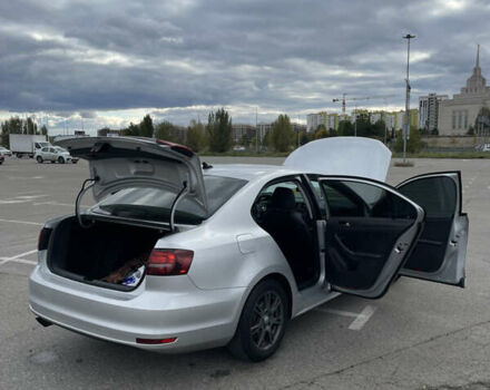 Сірий Фольксваген Джетта, об'ємом двигуна 1.4 л та пробігом 210 тис. км за 9500 $, фото 29 на Automoto.ua