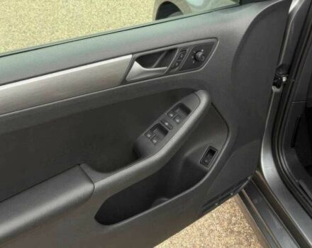 Сірий Фольксваген Джетта, об'ємом двигуна 1.8 л та пробігом 119 тис. км за 2500 $, фото 8 на Automoto.ua