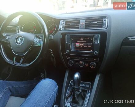 Серый Фольксваген Джетта, объемом двигателя 1.6 л и пробегом 190 тыс. км за 12900 $, фото 11 на Automoto.ua