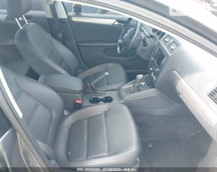 Серый Фольксваген Джетта, объемом двигателя 1.8 л и пробегом 78 тыс. км за 2450 $, фото 4 на Automoto.ua