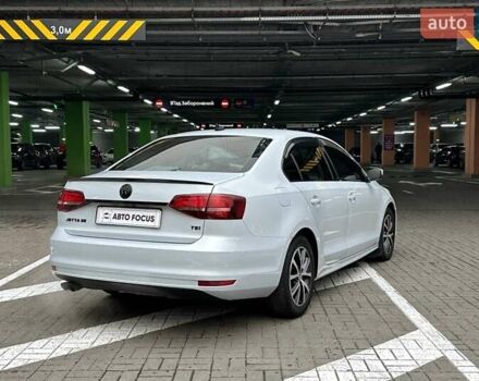 Сірий Фольксваген Джетта, об'ємом двигуна 1.4 л та пробігом 194 тис. км за 10990 $, фото 6 на Automoto.ua