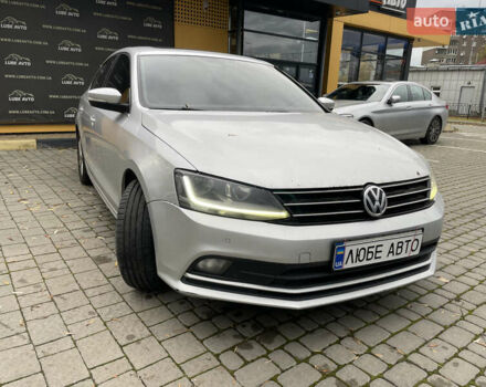 Серый Фольксваген Джетта, объемом двигателя 1.4 л и пробегом 166 тыс. км за 9500 $, фото 1 на Automoto.ua