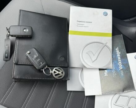 Серый Фольксваген Джетта, объемом двигателя 1.6 л и пробегом 90 тыс. км за 12000 $, фото 20 на Automoto.ua