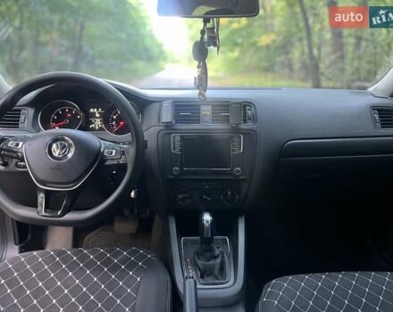 Сірий Фольксваген Джетта, об'ємом двигуна 1.4 л та пробігом 119 тис. км за 11000 $, фото 7 на Automoto.ua