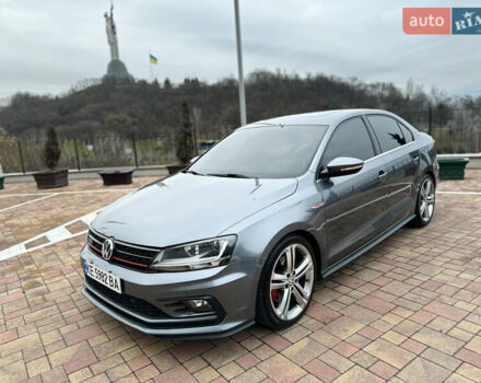 Серый Фольксваген Джетта, объемом двигателя 2 л и пробегом 188 тыс. км за 14500 $, фото 2 на Automoto.ua