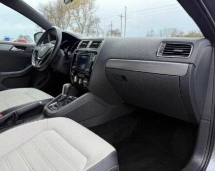 Сірий Фольксваген Джетта, об'ємом двигуна 1.8 л та пробігом 119 тис. км за 2500 $, фото 12 на Automoto.ua