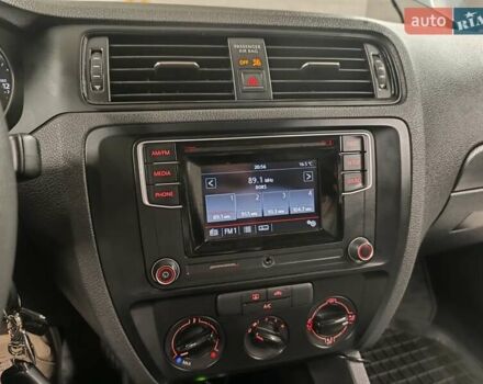 Серый Фольксваген Джетта, объемом двигателя 1.39 л и пробегом 165 тыс. км за 11200 $, фото 27 на Automoto.ua