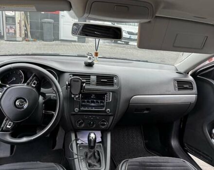 Фольксваген Джетта 2016 в Львове на Automoto.ua Серый Фольксваген Джетта, объемом двигателя 1.39 л и пробегом 180 тыс. км за 10300 $, фото 7 на Automoto.ua