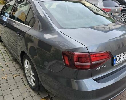 Сірий Фольксваген Джетта, об'ємом двигуна 1.4 л та пробігом 80 тис. км за 10499 $, фото 24 на Automoto.ua