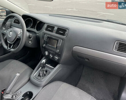 Серый Фольксваген Джетта, объемом двигателя 1.4 л и пробегом 215 тыс. км за 7650 $, фото 9 на Automoto.ua