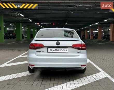 Сірий Фольксваген Джетта, об'ємом двигуна 1.4 л та пробігом 194 тис. км за 10990 $, фото 5 на Automoto.ua