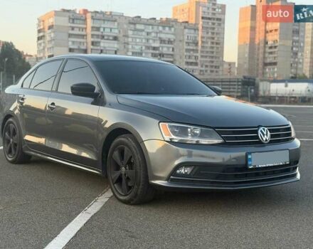 Сірий Фольксваген Джетта, об'ємом двигуна 1.8 л та пробігом 270 тис. км за 11000 $, фото 2 на Automoto.ua