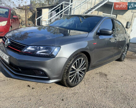 Серый Фольксваген Джетта, объемом двигателя 1.8 л и пробегом 119 тыс. км за 12000 $, фото 2 на Automoto.ua