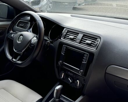 Сірий Фольксваген Джетта, об'ємом двигуна 0 л та пробігом 180 тис. км за 9750 $, фото 18 на Automoto.ua